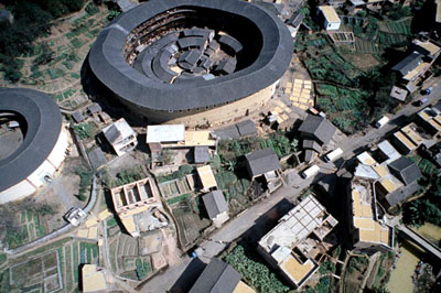 福建省の客家と呼ばれる人々の環形土楼 福建省の客家と呼ばれる人々の環形土楼