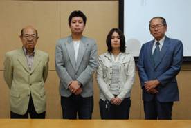 奨学金授与式2−もっくん日記