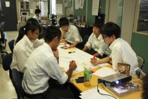 20160809_2進修館高校インターン建設