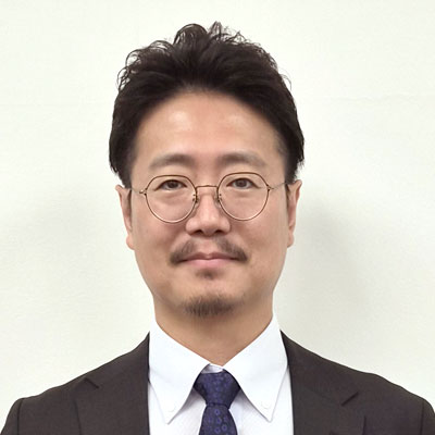 秀熊　佑哉　准教授